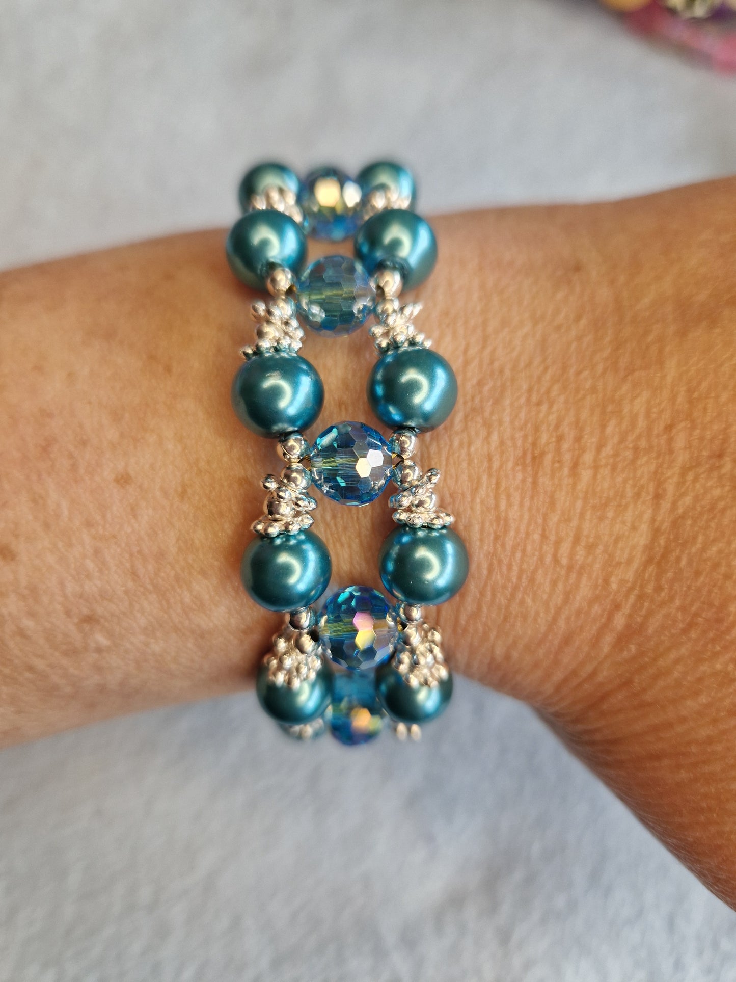 Pearl & faceted glass bead/ pearl mix bracelet