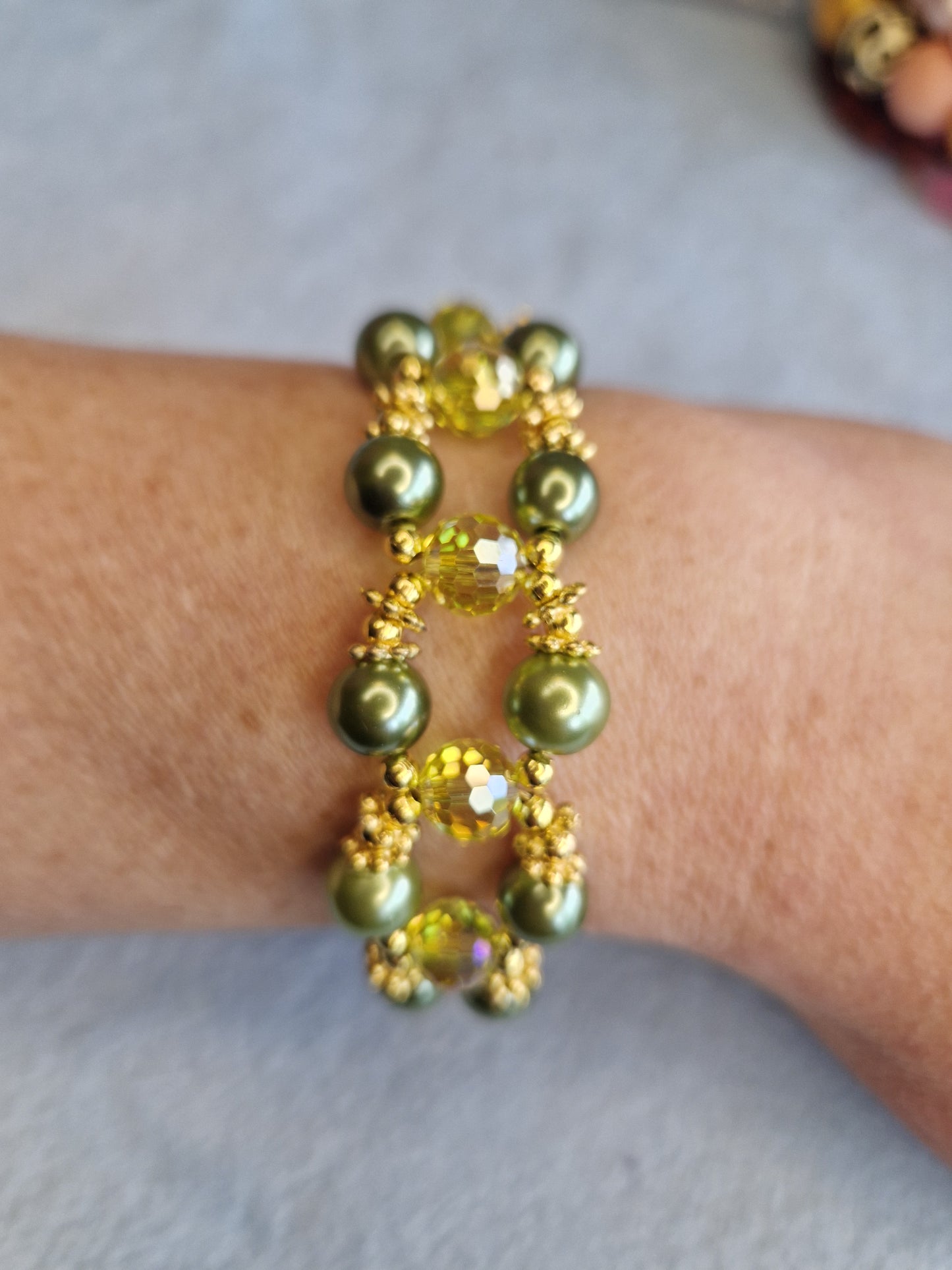 Pearl & faceted glass bead/ pearl mix bracelet