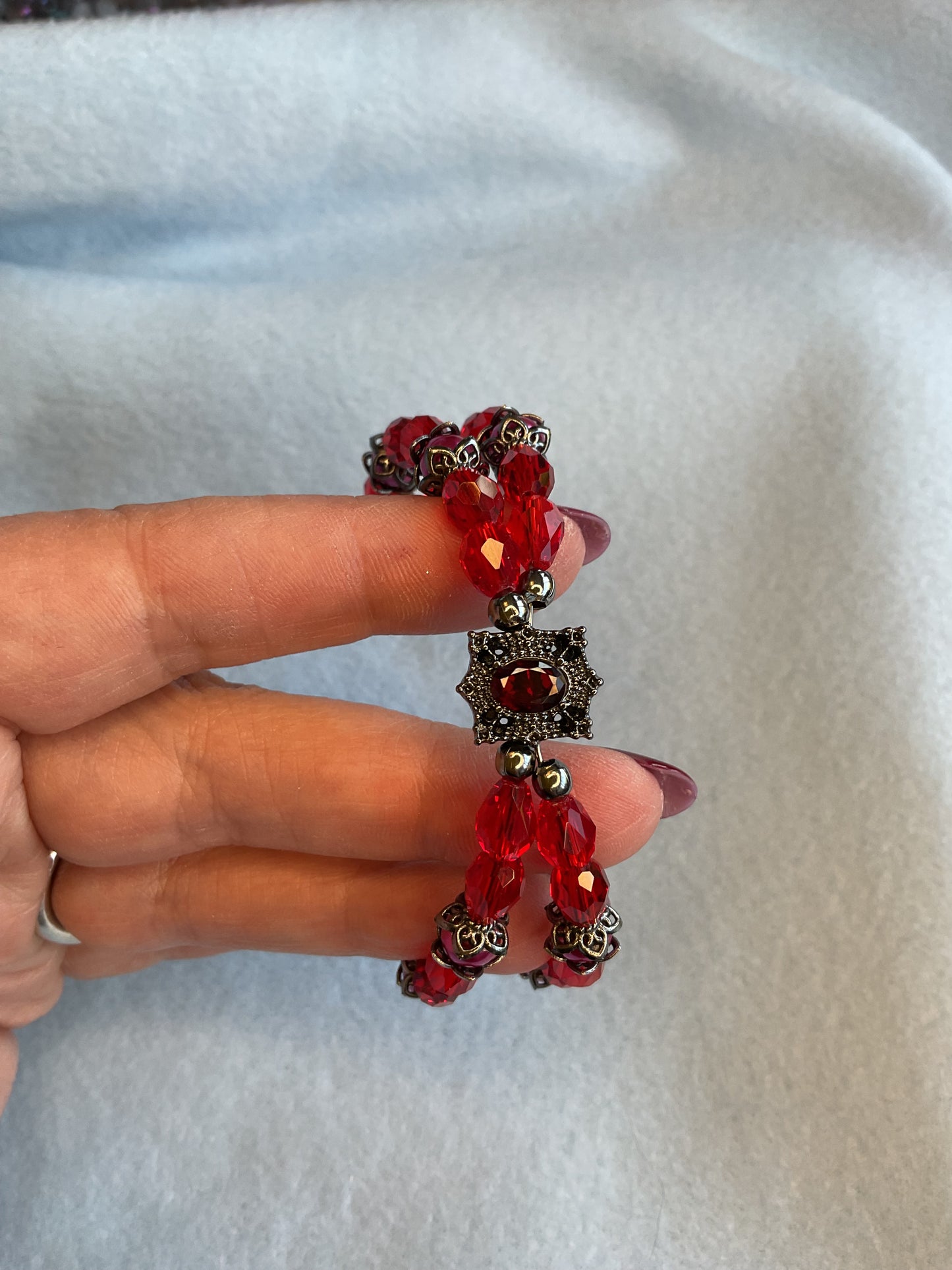 Memory adjustable bracelet