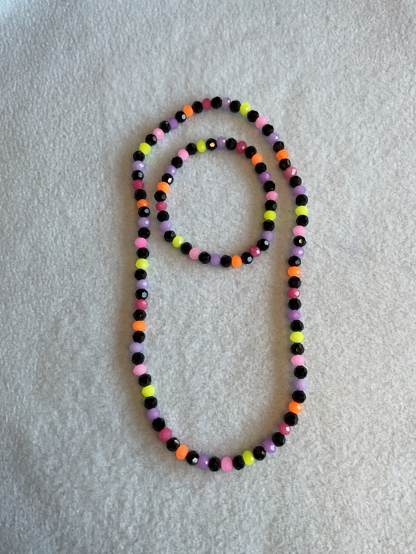 Faceted bead necklace and bracelet set