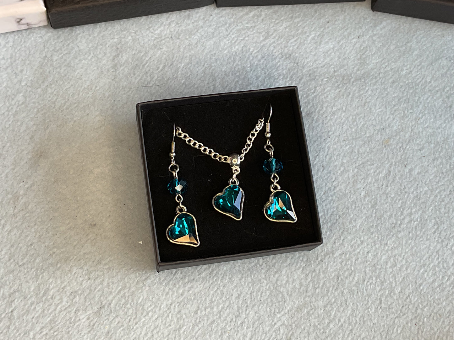 Heart earring and necklace set