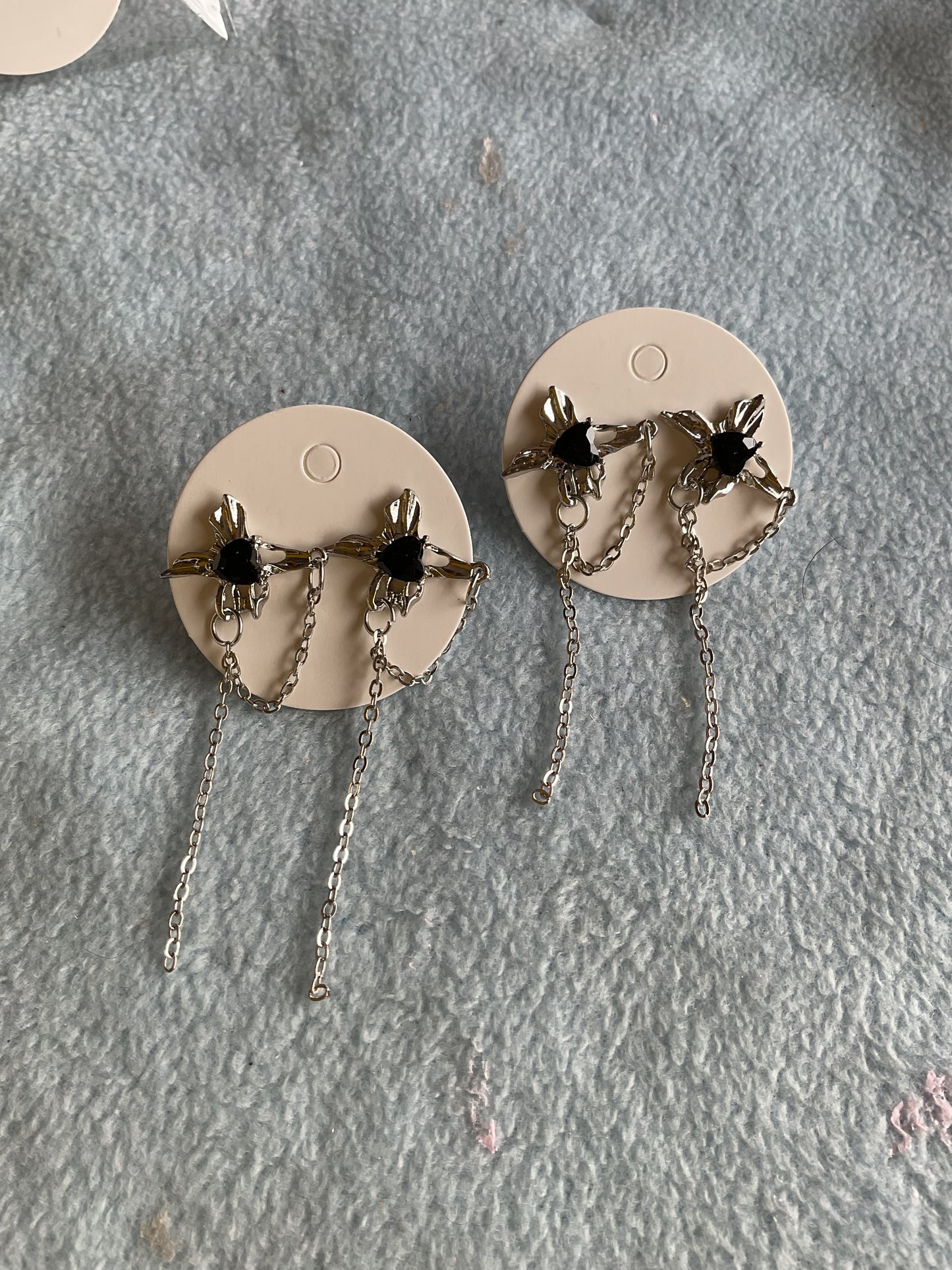 Black heart earrings